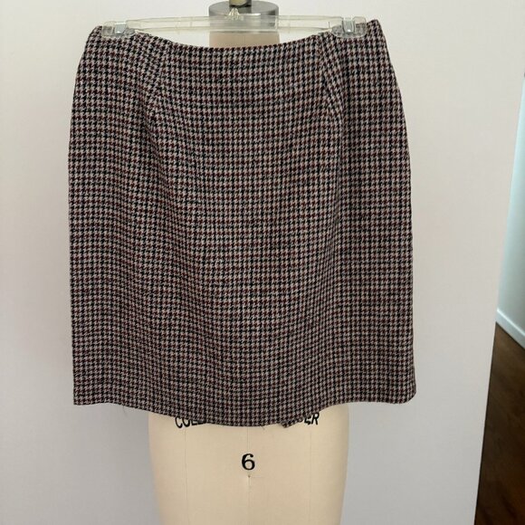 Maggie Lawrence Dresses & Skirts - Maggie Lawrence Wool Blend Plaid Lined Short Skirt Corporate Office Chic 10